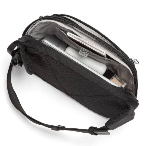 sklep pływacki aqua-swim.pl BIODRÓWKA ANTYKRADZIEŻOWA NERKA SASZETKA VIBE 100 PACSAFE BLACK PVI60141130 2 sklep pływacki aqua-swim.pl BIODRÓWKA ANTYKRADZIEŻOWA NERKA SASZETKA VIBE 100 PACSAFE BLACK PVI60141130 2